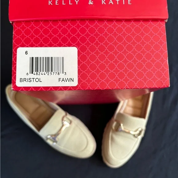 Kelly and Katie Tan Loafers size 6 - Picture 4 of 9